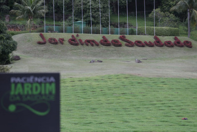 Jovem que se afogou após cair da Pedra do Roncador enquanto pescava é enterrado