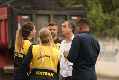 Somar realiza obras de drenagem no Centro