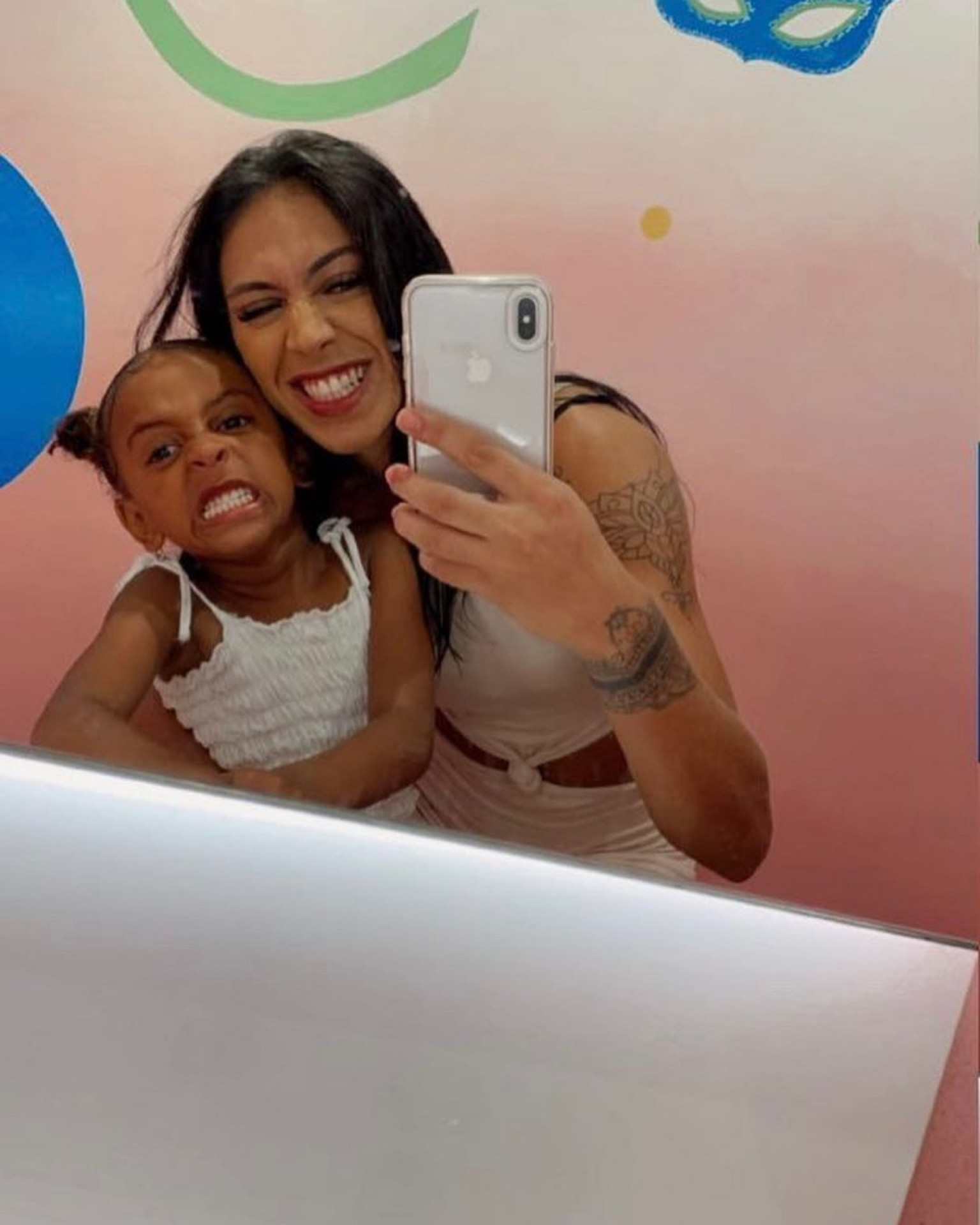 Maya Nascimento coleciona diversos momentos com sua mãe Larissa Viana - Reprodução