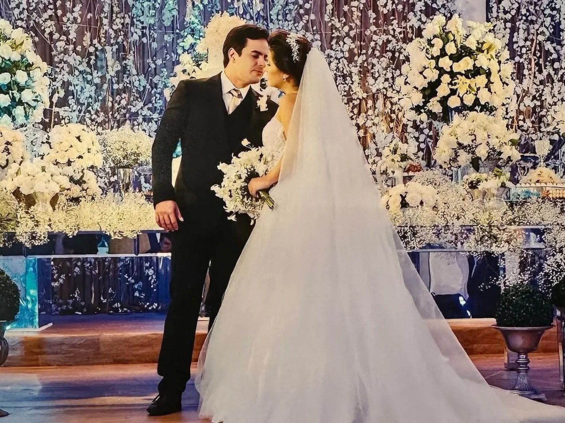 Registro do casamento de Simone Mendes e Kaká Diniz - Reprodução / Instagram