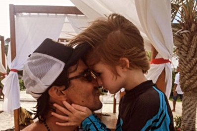 Dani Winits posta foto de André Gonçalves com o filho e se declara: 'Campeão de nossa trilha'