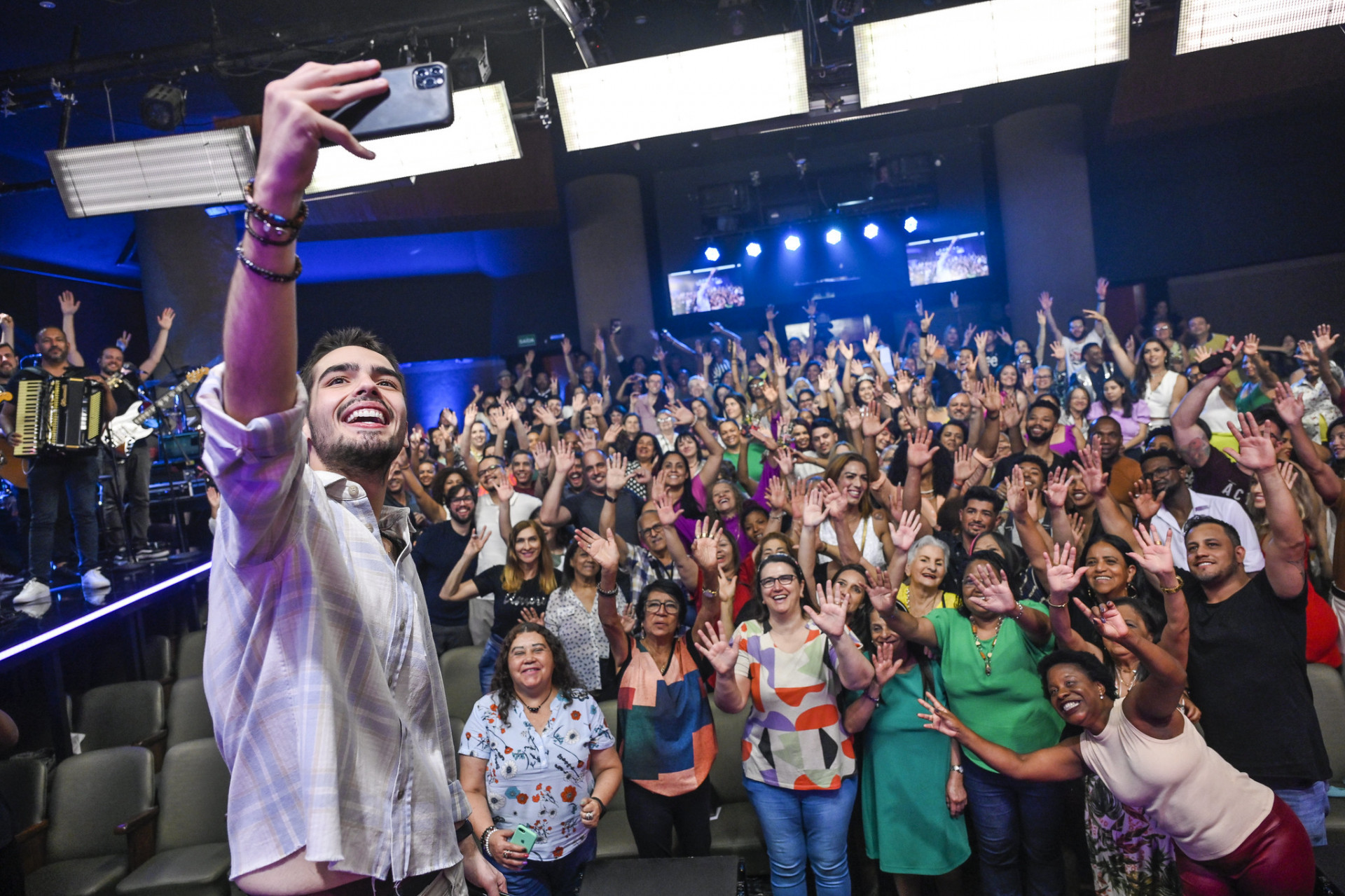 João Silva promete muito contato com a plateia em seu programa na Band -  Renato Pizzutto / Divulgação 