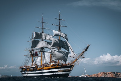Amerigo Vespucci, o navio considerado 'o mais bonito do mundo', atraca no Rio