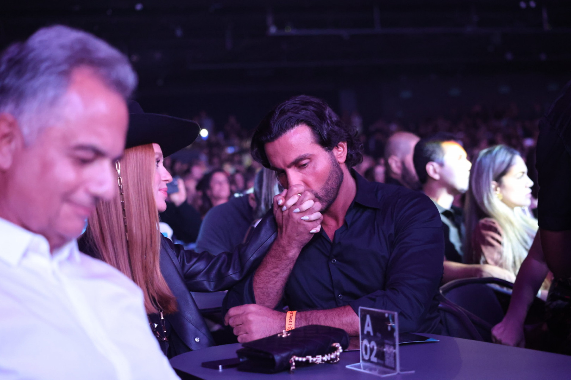 Marina Ruy Barbosa e Abdul Fares prestigiam show de Zezé dI Camargo e Luciano - Anderson Borde/ AgNews 