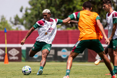 John Kennedy, do Fluminense, é diagnosticado com lesão; saiba mais