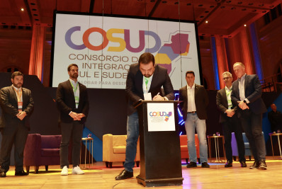 Tratado da Mata Atlântica que prevê a recuperação do bioma é assinado em reunião do Cosud