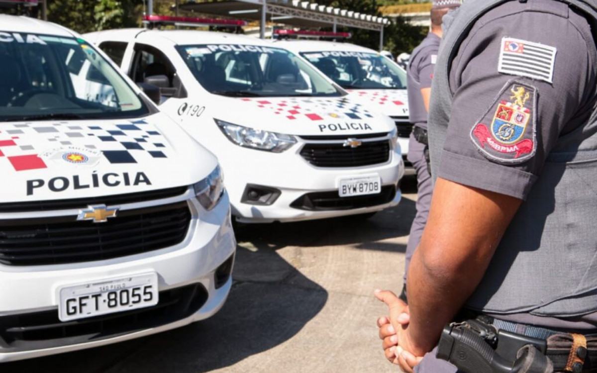 PM e outro homem foram esfaqueados na madrugada deste sábado (21)