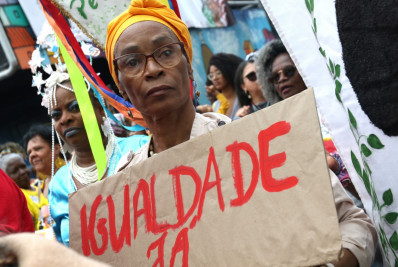 Mulheres concentram 60% dos casos de racismo pela internet julgados no Brasil