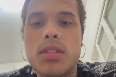 Alvo de ataques, Vitão publica desabafo: 'Estou ficando doente'