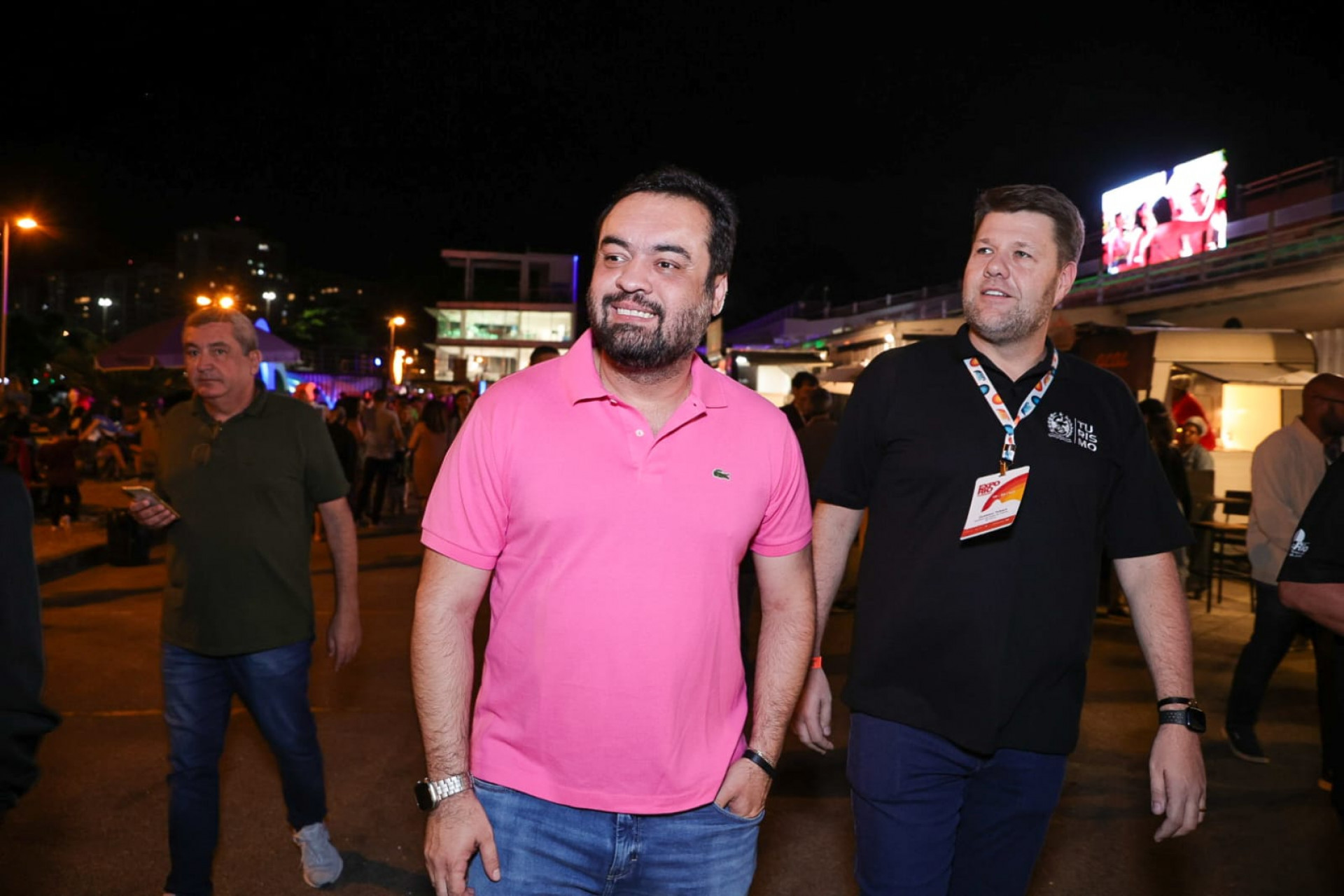 O governador Cláudio Castro e o secretário de Estado de Turismo, Gustavo Tutuca, na ExpoRio Turismo - Eduardo Uzal / Agência O Dia