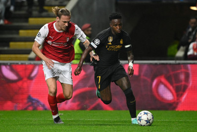 Vini Jr comemora vitória do Real Madrid na Liga dos Campeões e elogia Bellingham