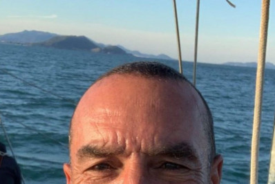 Paulo Zulu viaja com a familia para a Disney e comemora cura do câncer 