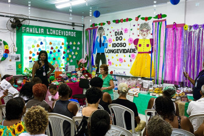 Dia do Idoso em Mesquita tem festividade com debates para usuários do Centro de Longevidade
