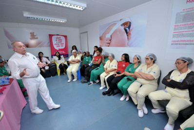 Profissionais da Maternidade Mariana Bulhões participam de bate-papo sobre o câncer de mama