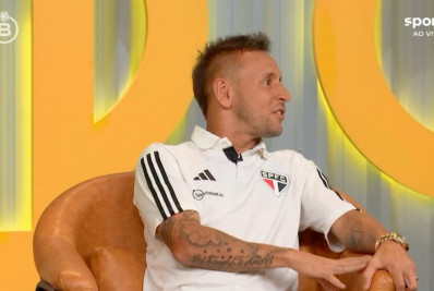 Ex-jogador do Flamengo, Rafinha vê Botafogo perto do título, mas pede cautela: 'Não pode vacilar'