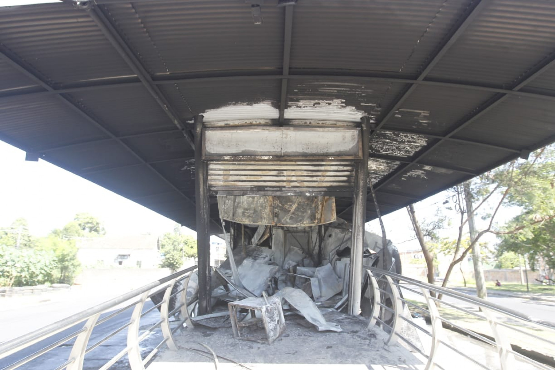 Esta&ccedil;&atilde;o Santa Veridiana do BRT, em Santa Cruz, foi alvo de milicianos - Reginaldo Pimenta/Ag&ecirc;ncia O Dia