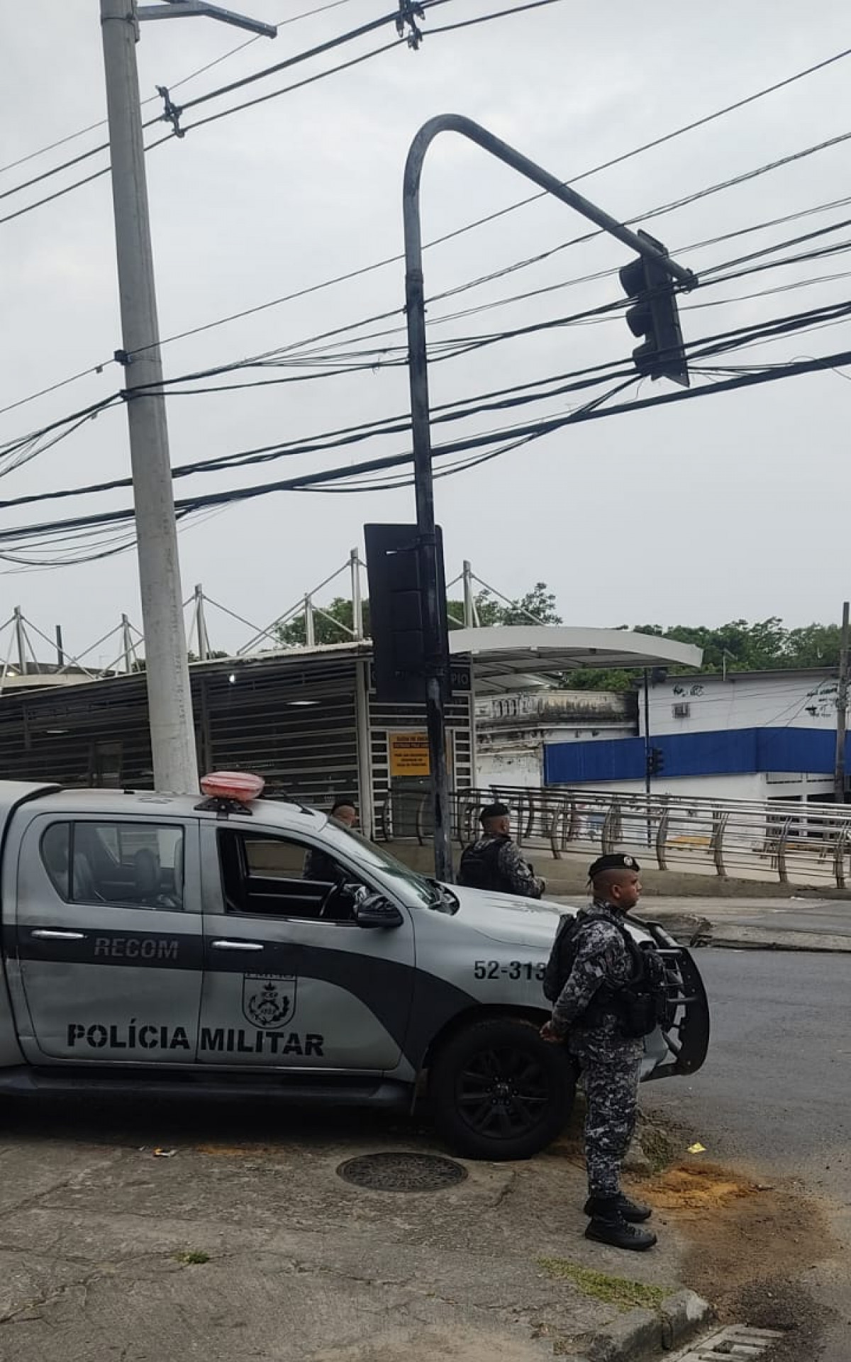 PM realiza policiamento na estação General Olímpio, em Santa Cruz