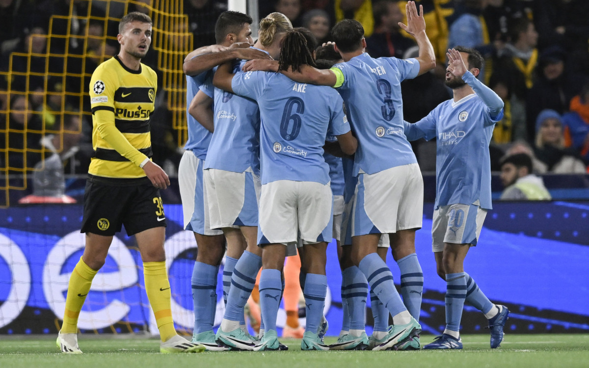 Jogadores do Manchester City na vitória sobre o Young Boys