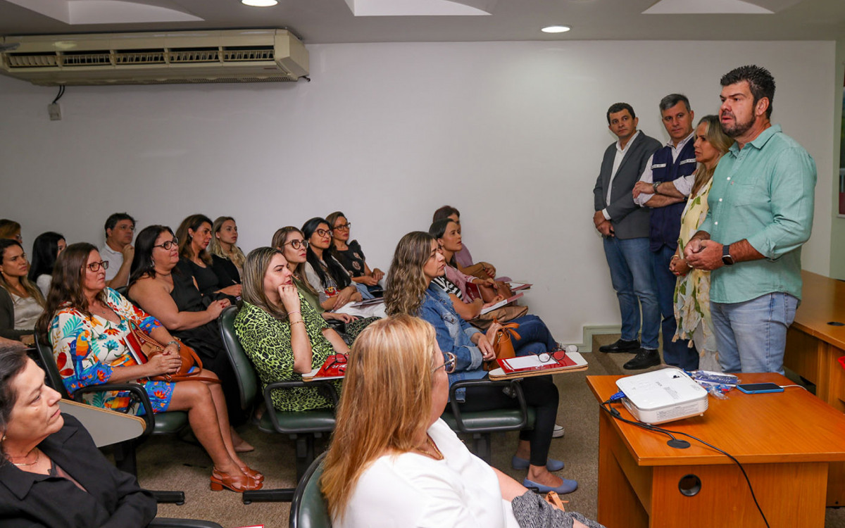 Capacita&ccedil;&atilde;o marca celebra&ccedil;&atilde;o do Dia do Dentista