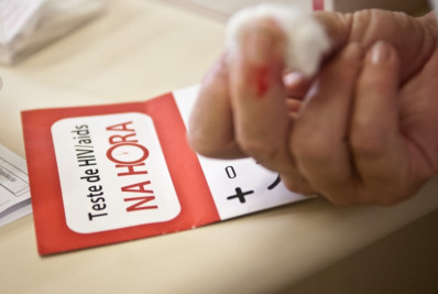 Organizações se mobilizam para levar medicamento contra HIV a 2 milhões de pessoas
