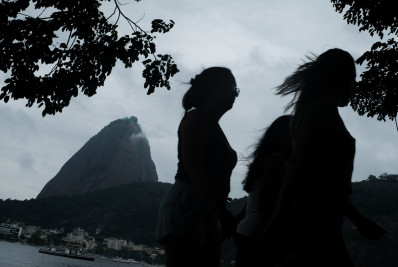 Rio retorna ao estágio de normalidade após chuva causar mais de 20 quedas de árvores