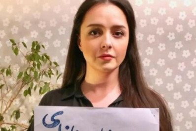 Irã proíbe atrizes de trabalhar por aparecer em público sem véu