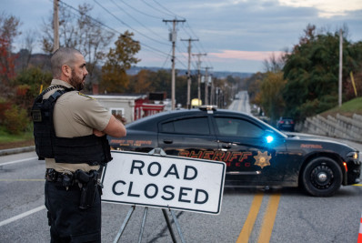 'Tudo isso é um pesadelo', diz dona de restaurante atacado por atirador nos EUA