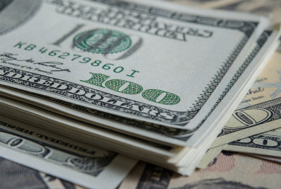 Focus: Dólar segue em R$5 no fim de 2023