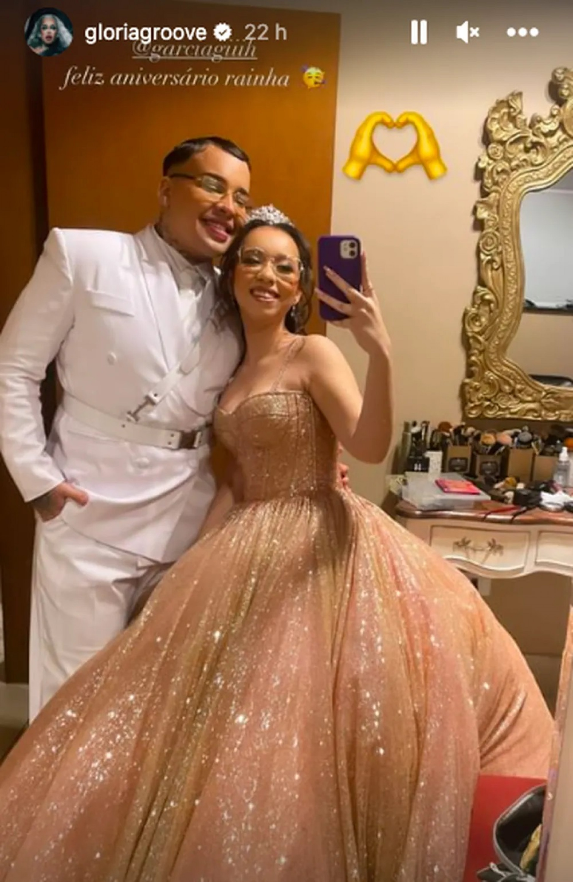 Daniel Garcia, a Gloria Groove, é príncipe na festa de 15 anos da prima - Reprodução Internet