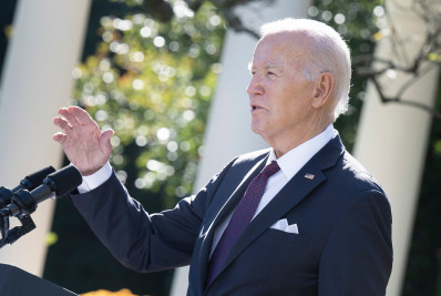 Biden e Kamala põem direito ao aborto no primeiro plano da campanha eleitoral