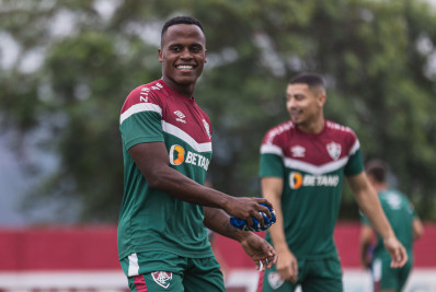 Sem Felipe Melo, Fluminense faz último treino antes de enfrentar o Atlético-MG