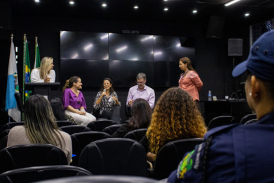 Mesquita oferece fortalecimento de rede a mulheres vítimas de violência