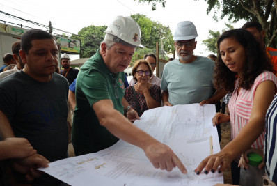 Axel Grael visita a renaturalização da bacia do rio Jacaré