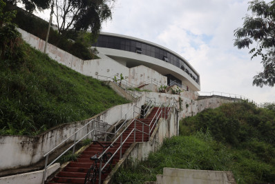 Aulas de teatro gratuitas no Morro do Palácio