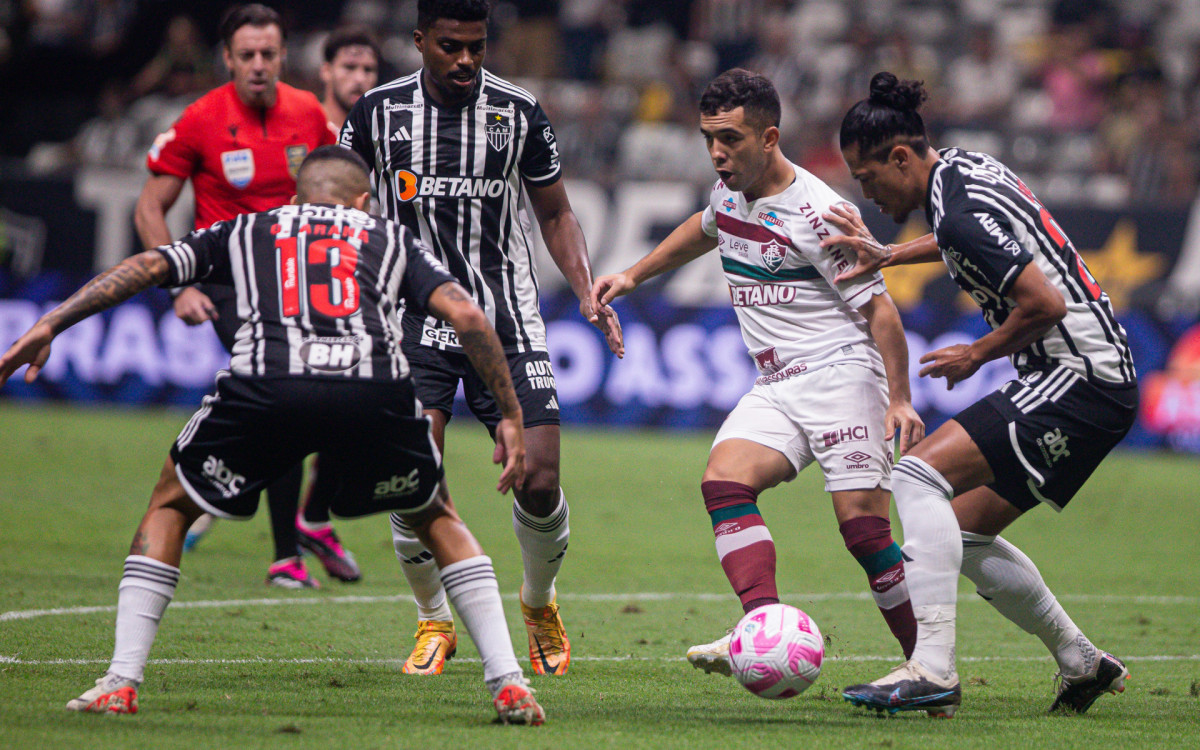 Lance do jogo entre Atl&eacute;tico-MG e Fluminense