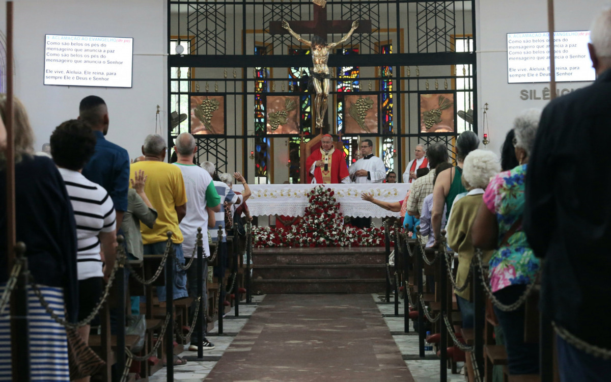 Dom Orani Tempesta, arcebispo do Rio, celebrou a missa no Santu&aacute;rio de S&atilde;o Judas Tadeu - Cleber Mendes