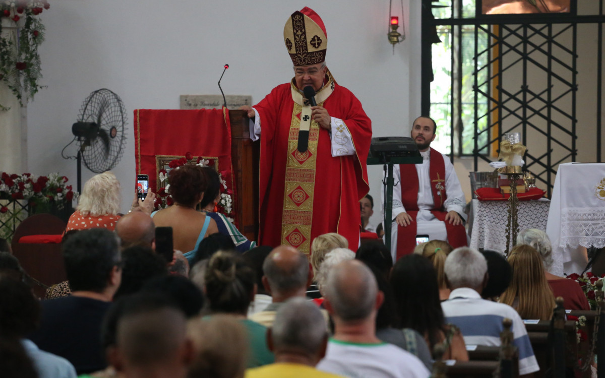 Dom Orani Tempesta, arcebispo do Rio, celebrou a missa no Santu&aacute;rio de S&atilde;o Judas Tadeu - Cleber Mendes