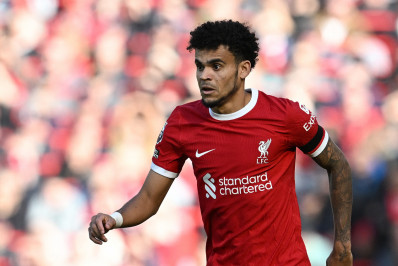 Pais de atacante do Liverpool são sequestrados; mãe é resgatada