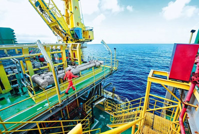 Petroleiros iniciam paralisações para pressionar Petrobras em negociação salarial