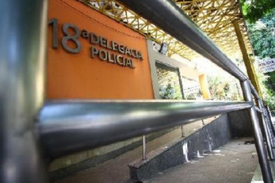 Homem é preso por tentar furtar estrutura de metal na Zona Norte