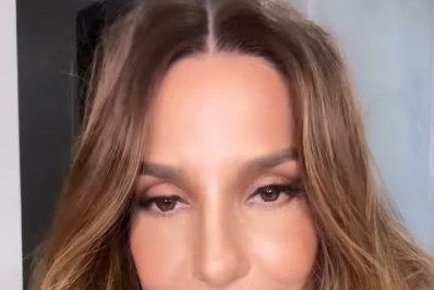 Ivete Sangalo clareia os cabelos: 'Sobre ser belíssima'