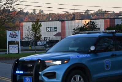 Atirador do Maine comprou armas legalmente, apesar de problemas de saúde mental