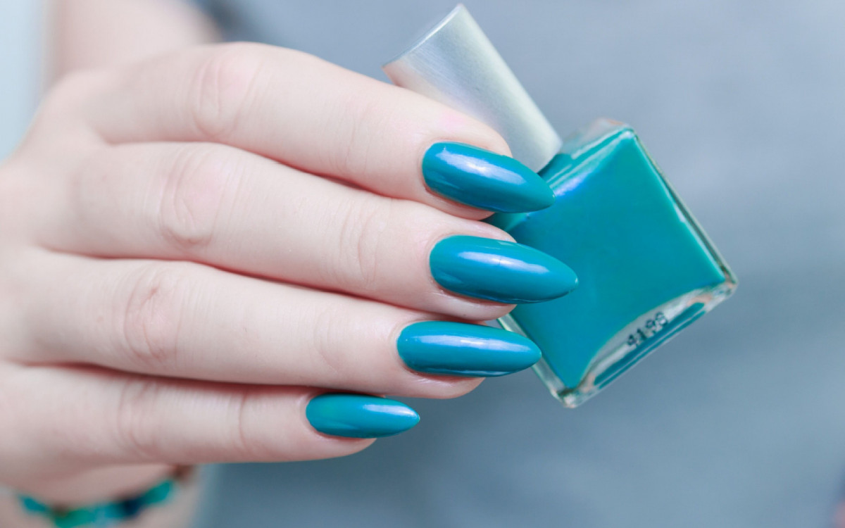 Conhe&ccedil;a uma variedade de nail art e escolha a que mais combina com suas unhas (Imagem: TanitaKo | Shutterstock)