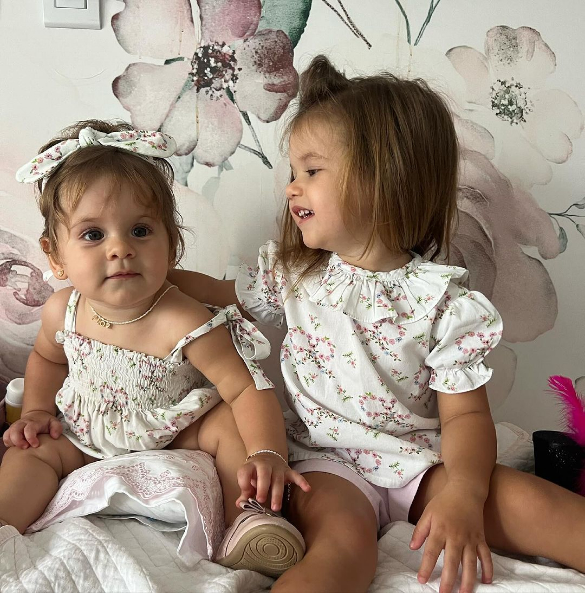 Maria Flor e Maria Alice, filhas de Virginia e Zé Felipe  - Reprodução / Instagram 