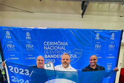 Praia do Sossego recebe certificação bandeira azul pela terceira vez