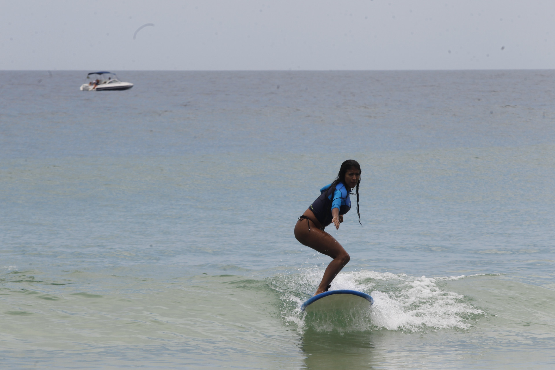 Cariocas aproveitaram para surfar na Praia do Arpoador
 - Reginaldo Pimenta / Agencia O Dia