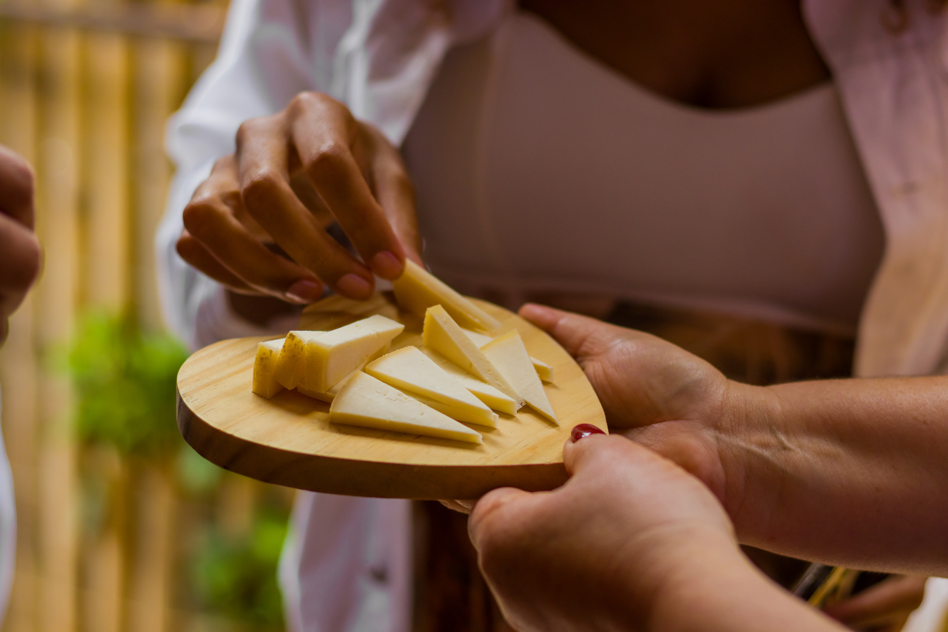 O Queijo Minas Artesanal Tar&ocirc;co carrega em si um sabor &uacute;nico e segredos de matura&ccedil;&atilde;o - Paulo Guto