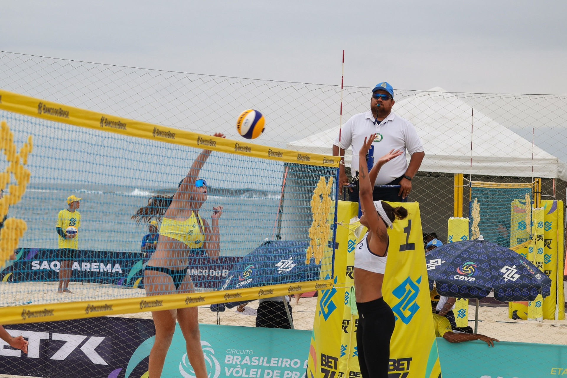 Terceira etapa do Challenger de Vôlei de Praia termina com disputas emocionantes em Saquarema - Divulgação/Prefeitura de Saquarema