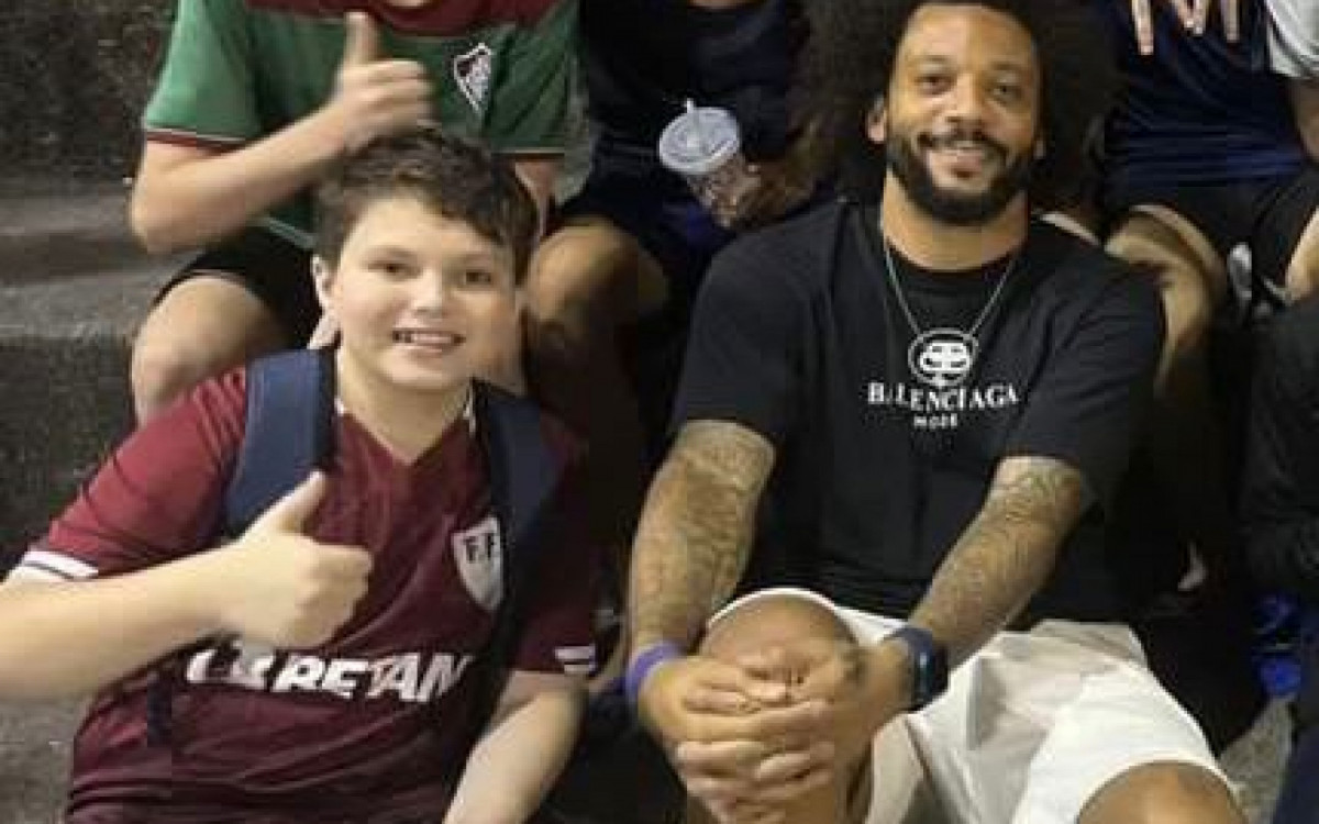 Gustavo e Marcelo: encontro com o ídolo tricolor na sede das Laranjeiras