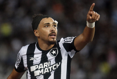Mesmo com sondagens do Mundo Árabe, Eduardo deve permanecer no Botafogo